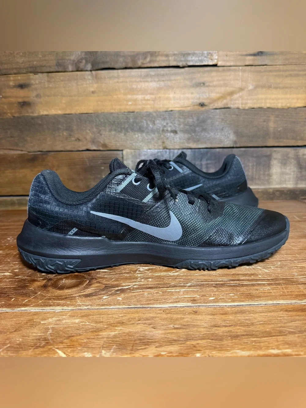 Men's Nike Varsity Compete TR 3 Running Training Shoes Smoke Grey/Black size 8.5